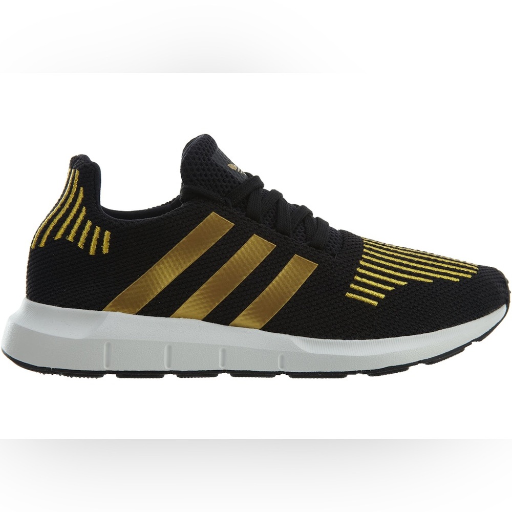 Adidas Swift knit sneakers